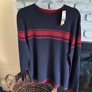 Reversible Men’s Sweater XL